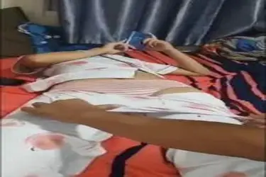 Dokumentasi Gadis Cantik Pasrah Di Kasur